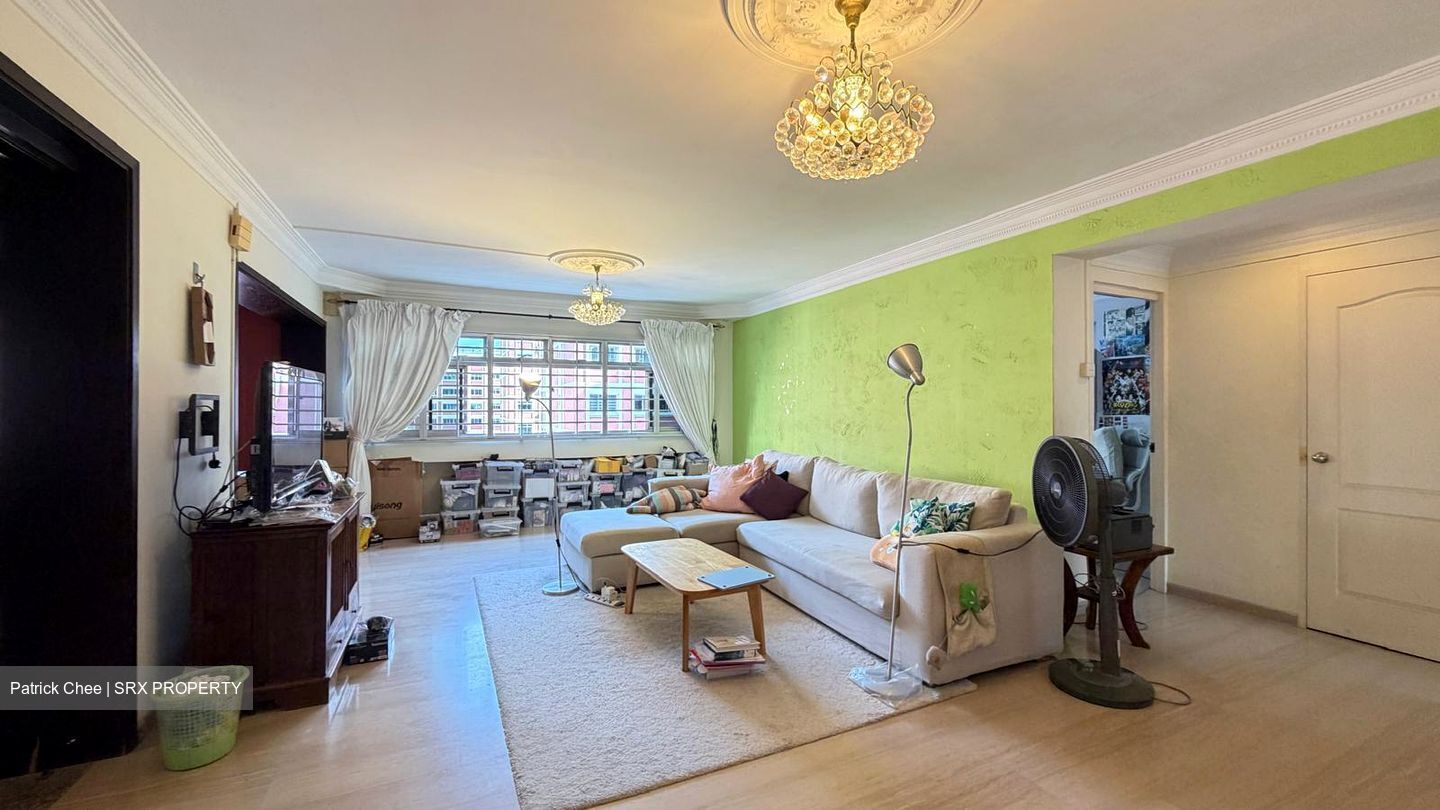 Blk 329 Tampines Street 32 (Tampines), HDB Executive #558567501